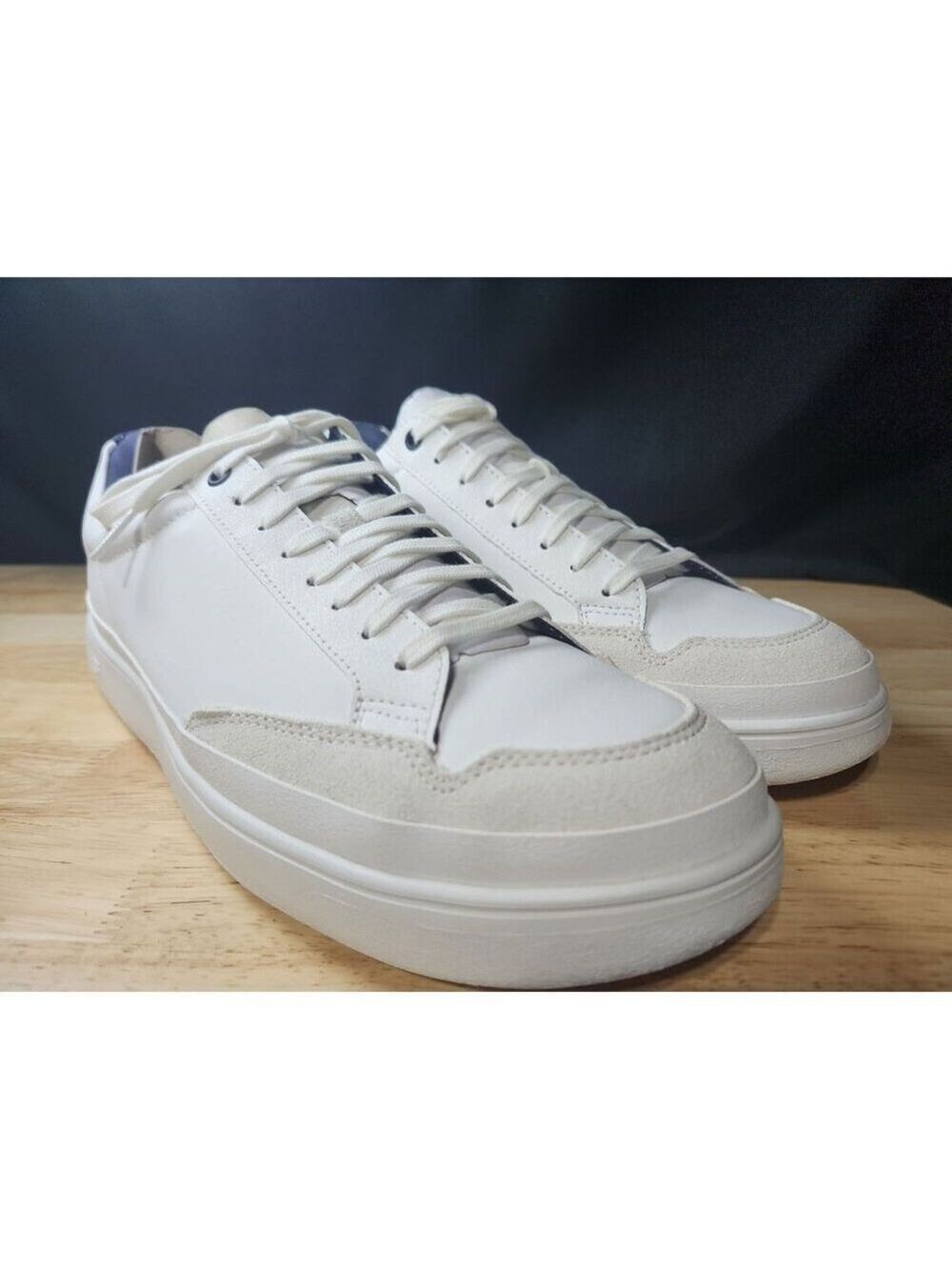UGG south bay sneaker Low size 10
